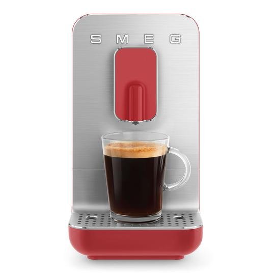  Smeg Otomatık Espresso Kahve Makinesi Mat Red Bcc01Rdmeu